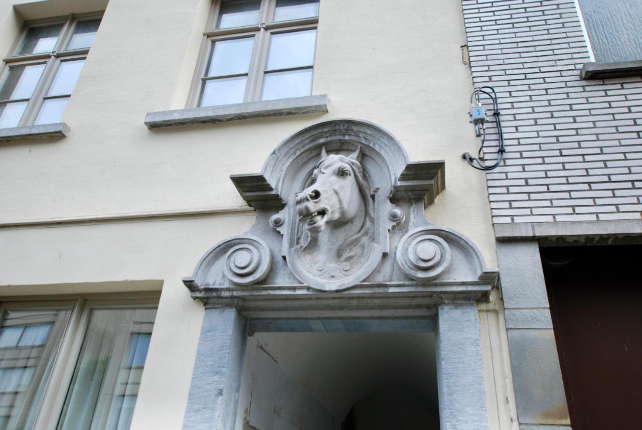 Apartamento Historical Miniature House In The Heart Of Amberes Exterior foto