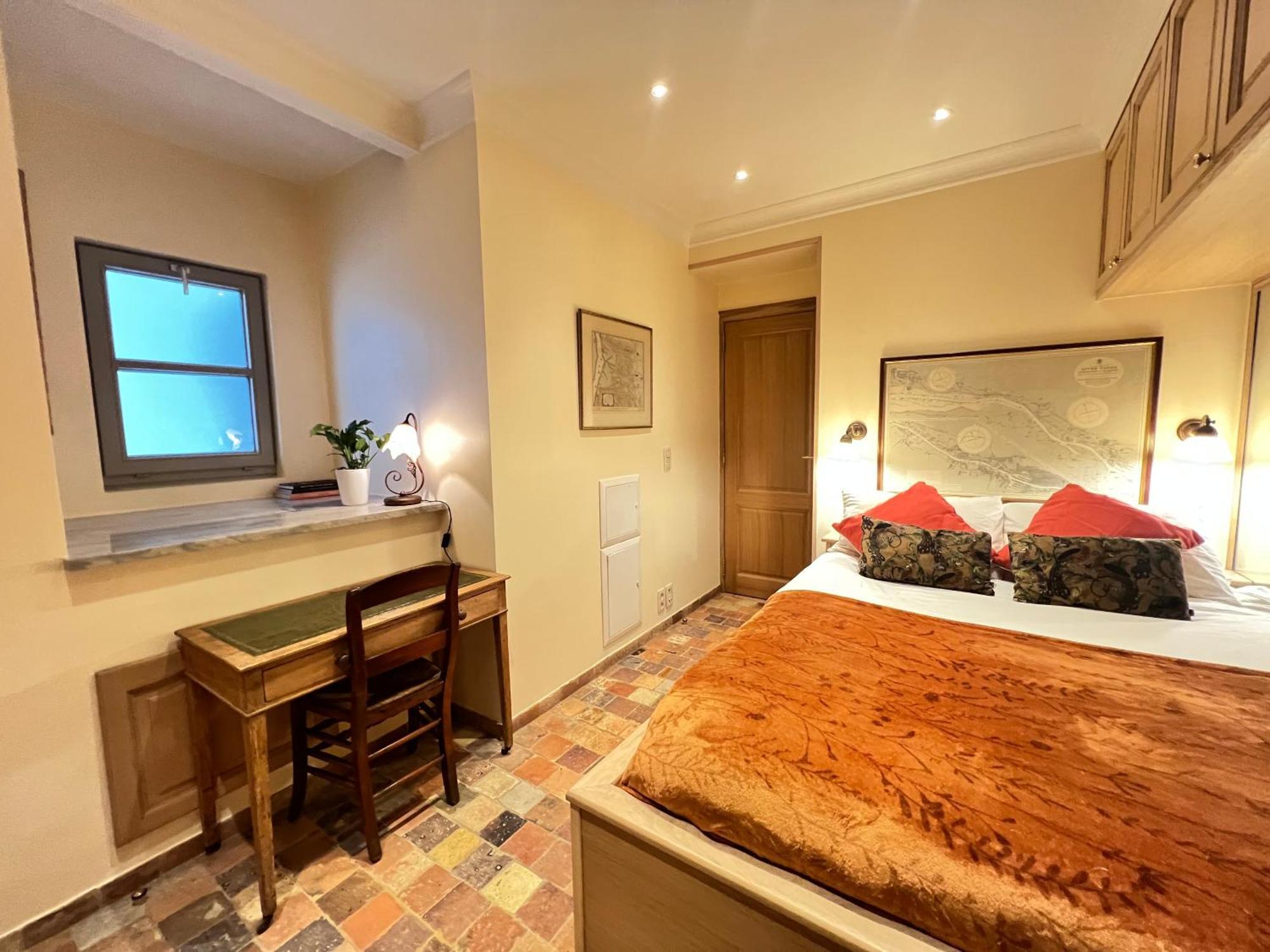 Apartamento Historical Miniature House In The Heart Of Amberes Exterior foto